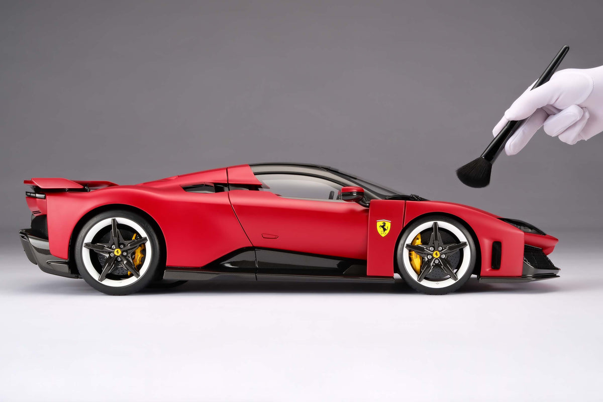 Ferrari F80 (2024) - 2025 Racing Red - 1:8 scale