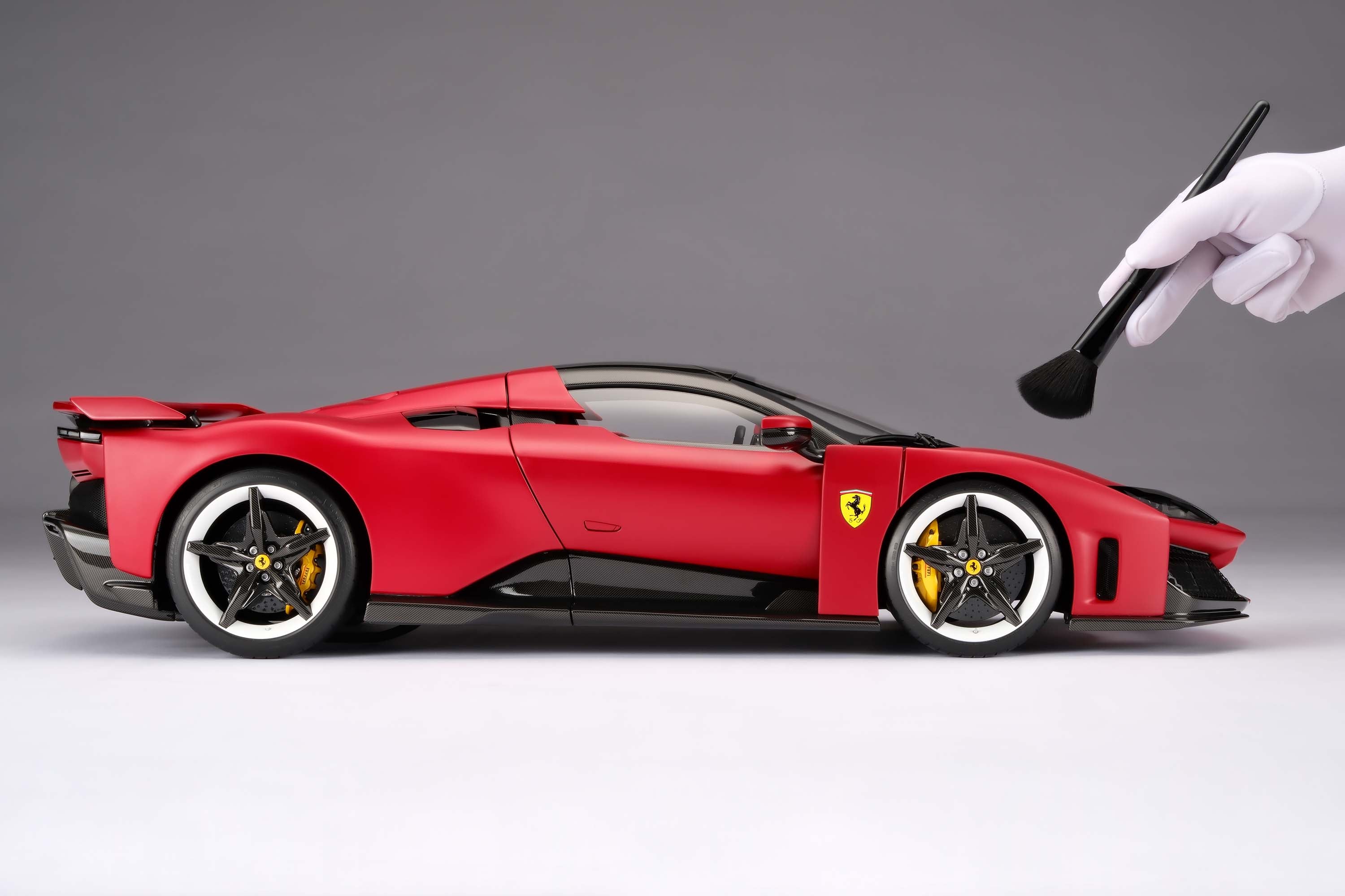 Ferrari F80 (2024) - 2025 Racing Red - 1:8 scale – Amalgam Collection
