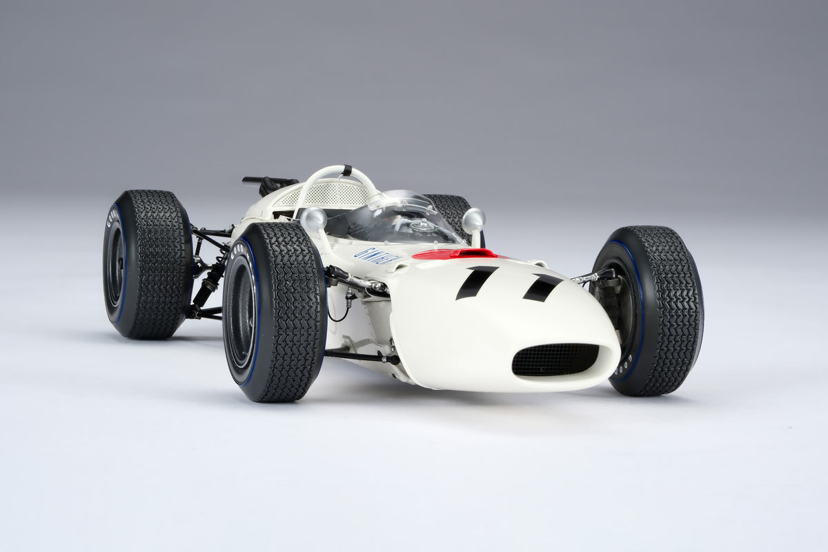 Honda RA272 - 1965 Mexican Grand Prix Winner - Richie Ginther - 1:18 scale