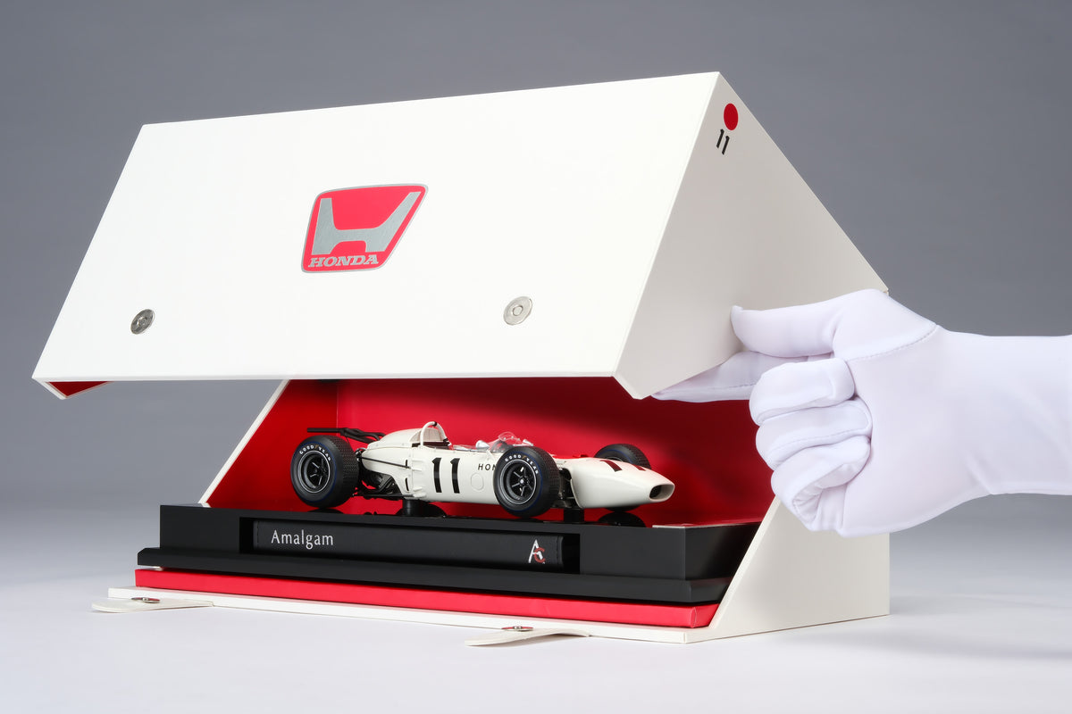 Honda RA272 - 1965 Mexican Grand Prix Winner - Richie Ginther - 1:18 scale