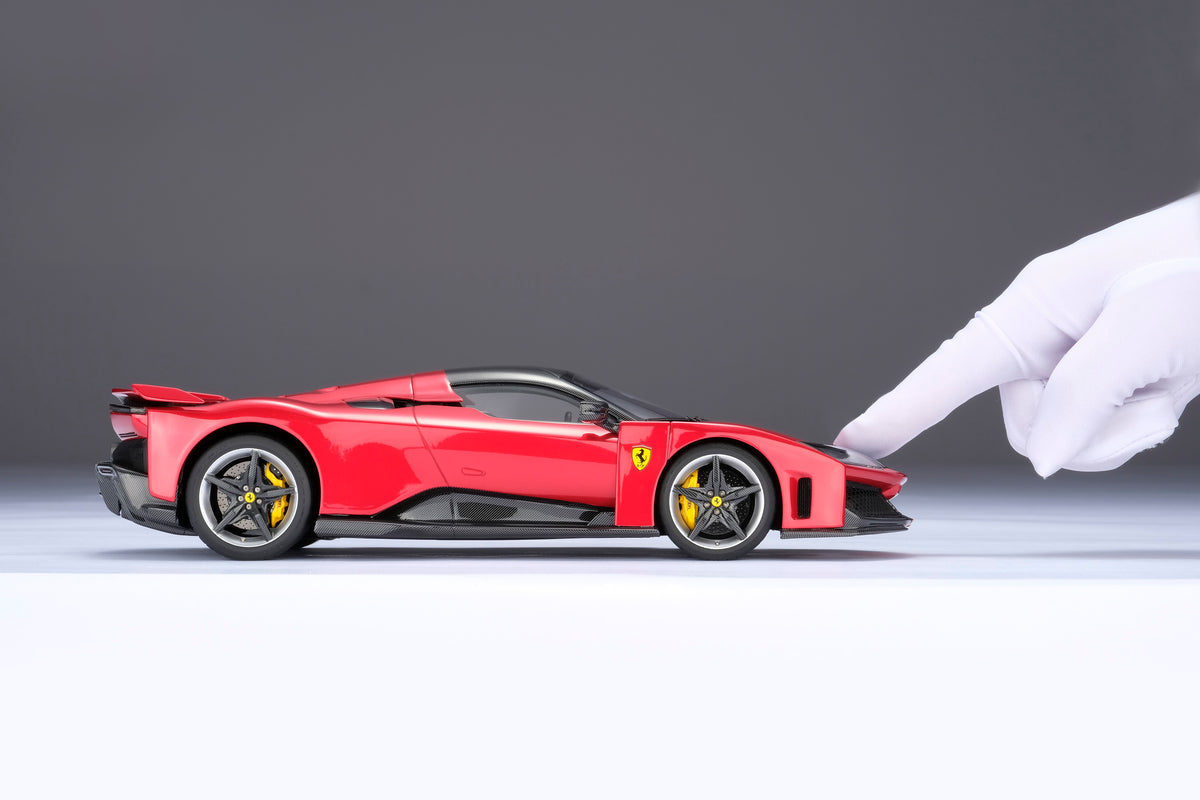 Ferrari F80 - Rosso Supercar - 1:18 scale