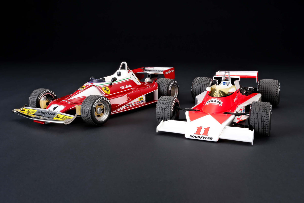 Hunt v Lauda - Ferrari 312 T2 & McLaren M23D - 1976 Japanese Grand Prix - 1:18 scale models