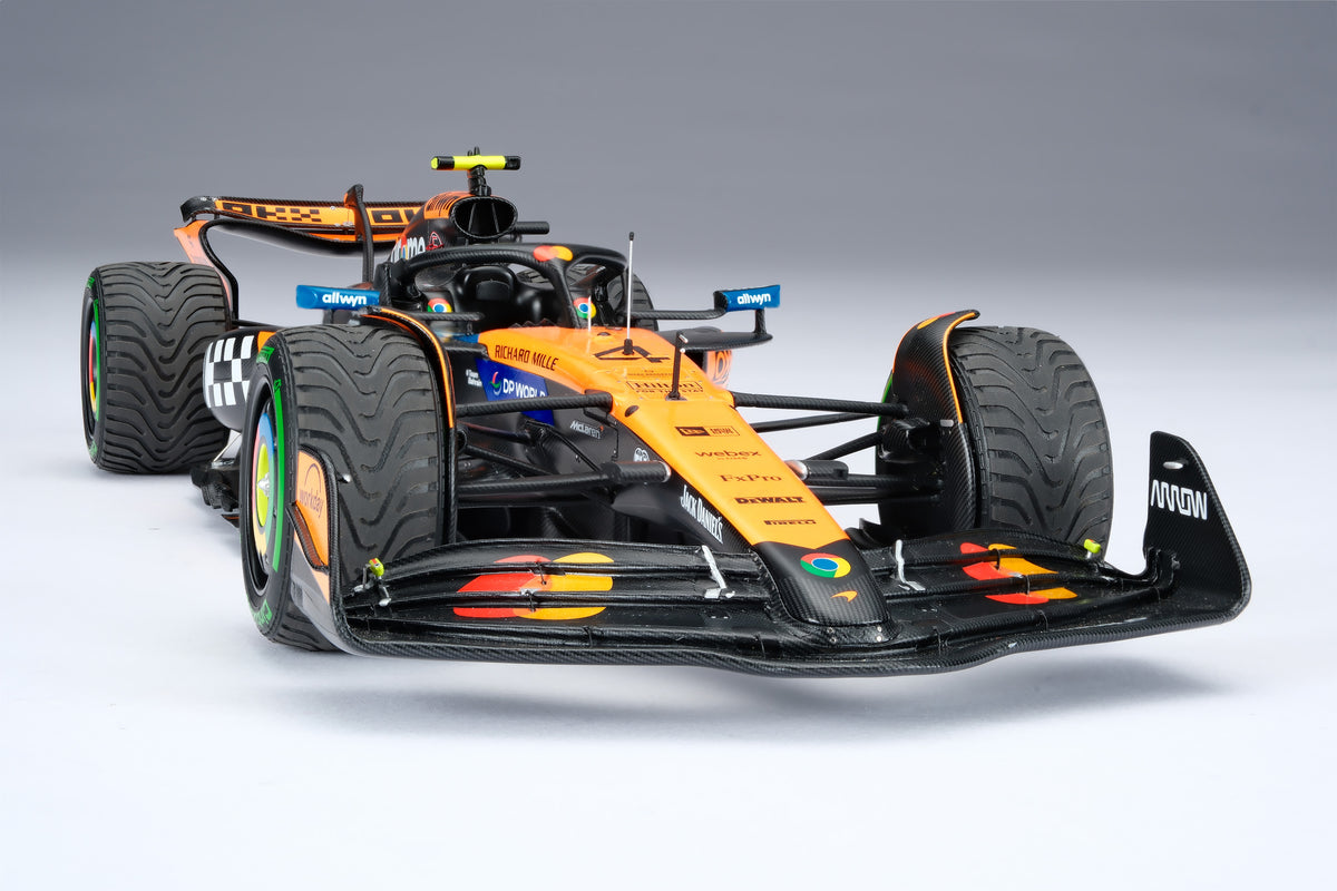 McLaren MCL39 - 2025 Australian Grand Prix - #4 Lando Norris at 1:18 scale by Amalgam Collection