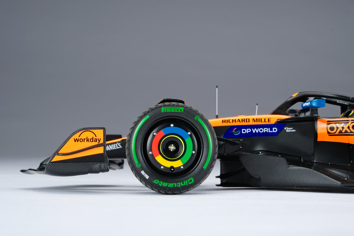 McLaren MCL39 - 2025 Australian Grand Prix - #4 Lando Norris at 1:18 scale by Amalgam Collection
