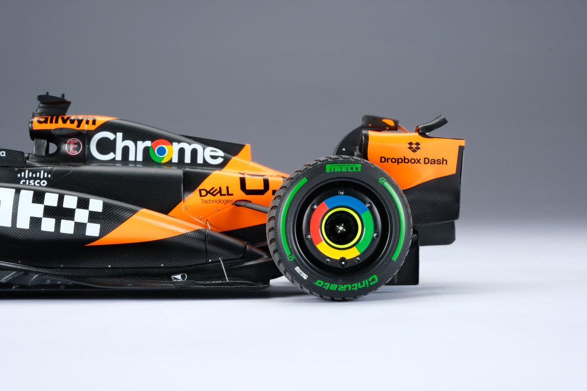 McLaren MCL39 - 2025 Australian Grand Prix - #81 Oscar Piastri at 1:18 scale by Amalgam Collection