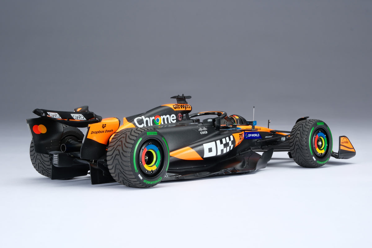 McLaren MCL39 - 2025 Australian Grand Prix - #81 Oscar Piastri at 1:18 scale by Amalgam Collection