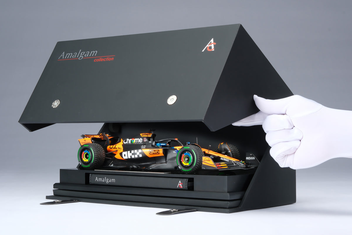 McLaren MCL39 - 2025 Australian Grand Prix - #81 Oscar Piastri at 1:18 scale by Amalgam Collection