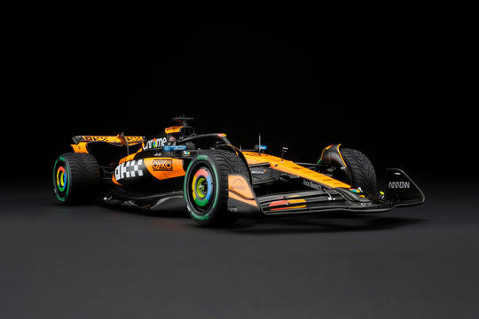 McLaren MCL39 - 2025 Australian Grand Prix - Oscar Piastri - 1:8 scale