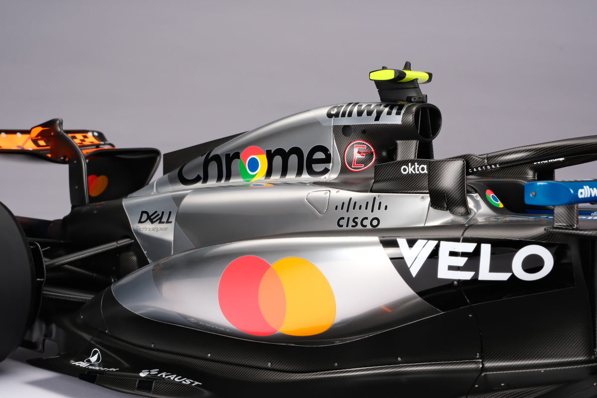 McLaren MCL39 - 2025 British Grand Prix - Lando Norris - at 1:8 scale by Amalgam Collection