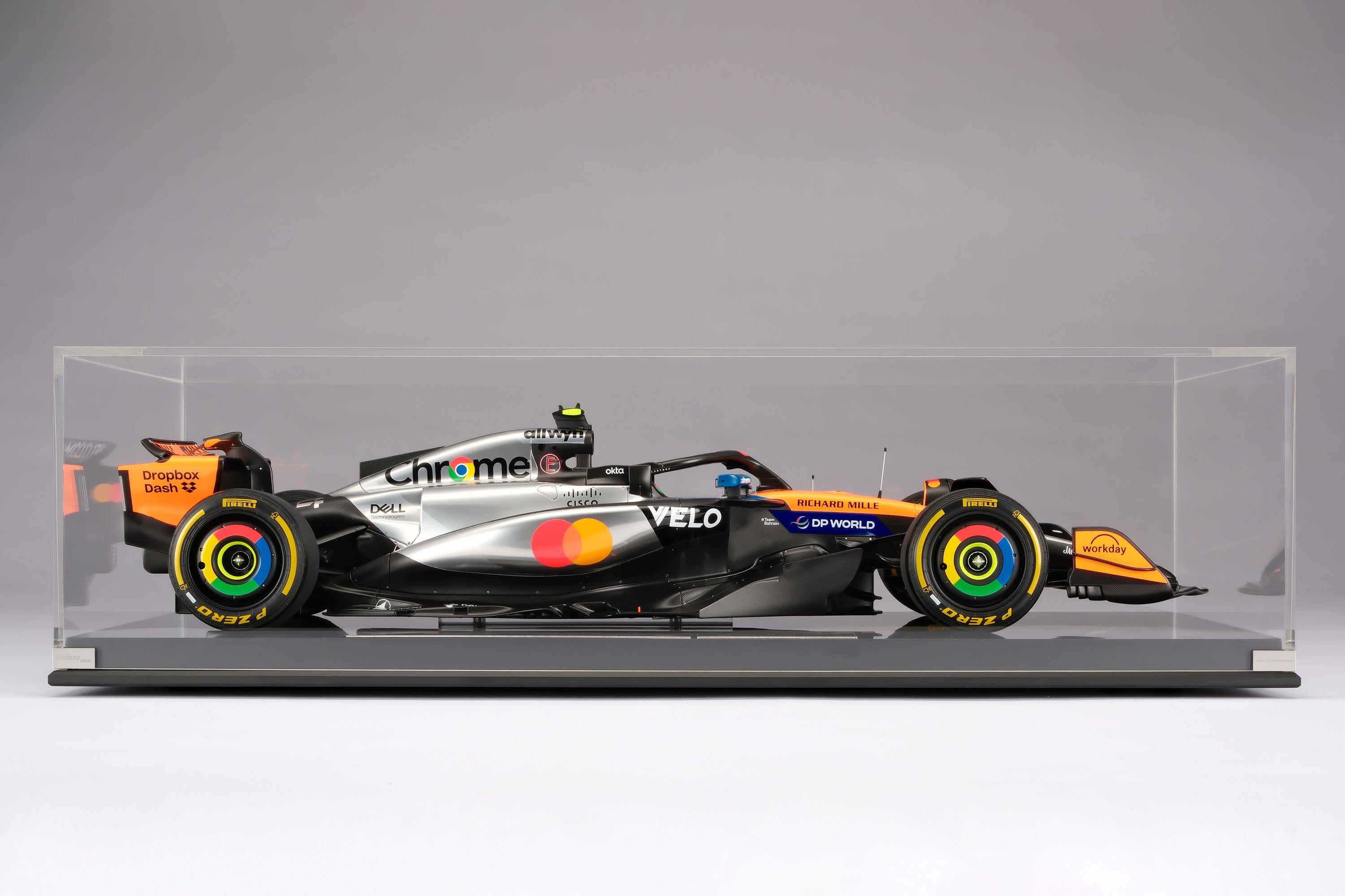 迈凯伦MCL39 - 2025 年英国大奖赛– Amalgam Collection