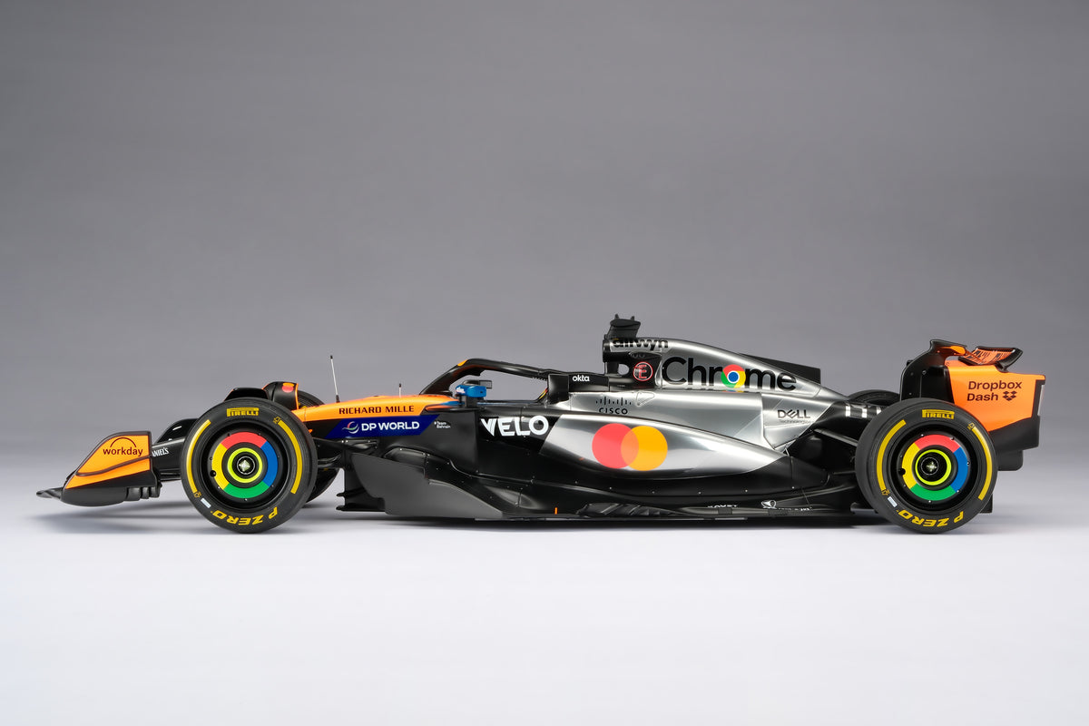 McLaren MCL39 - 2025 British Grand Prix - Oscar Piastri - at 1:8 scale by Amalgam Collection