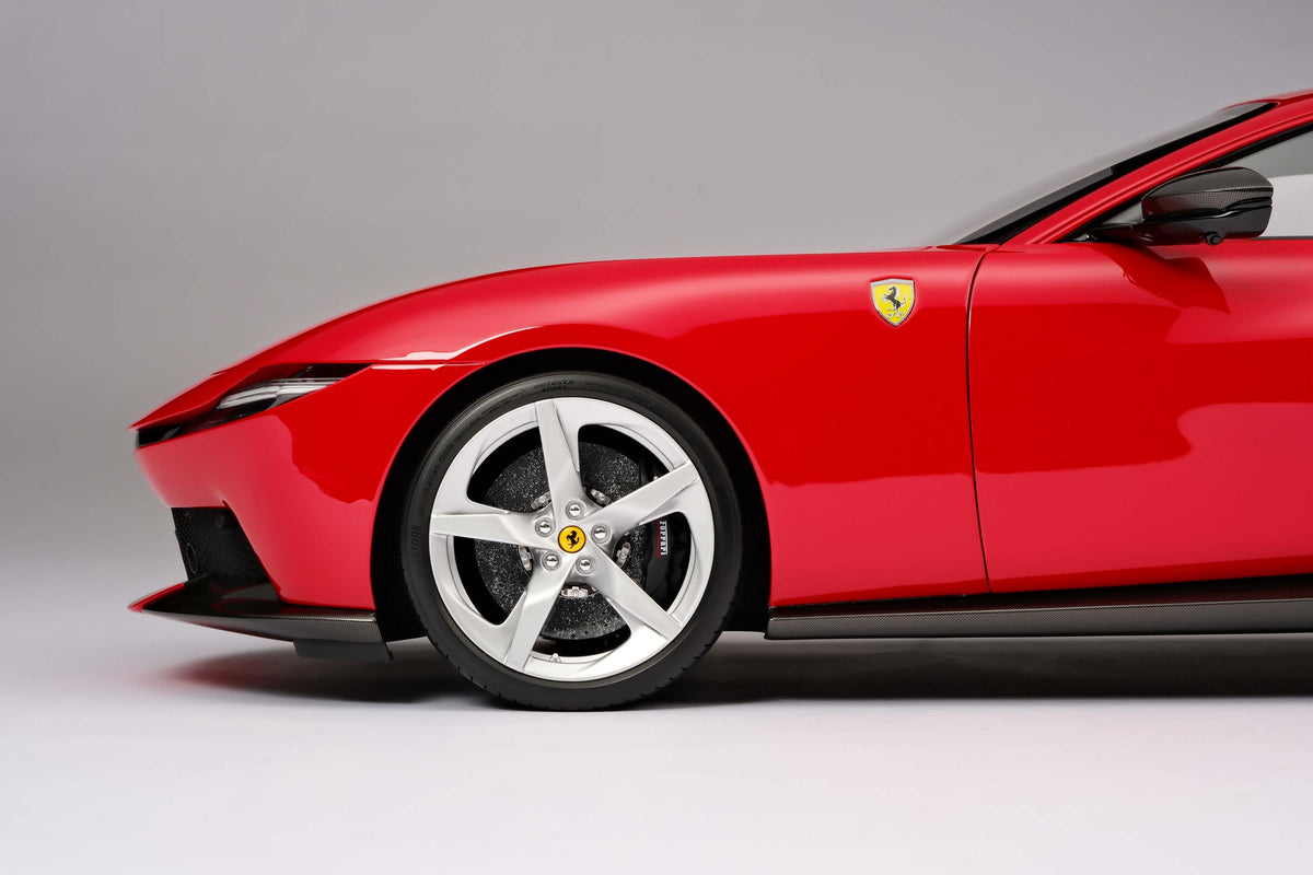 Ferrari Amalfi (2026) - Rosso Corsa - Échelle 1:8