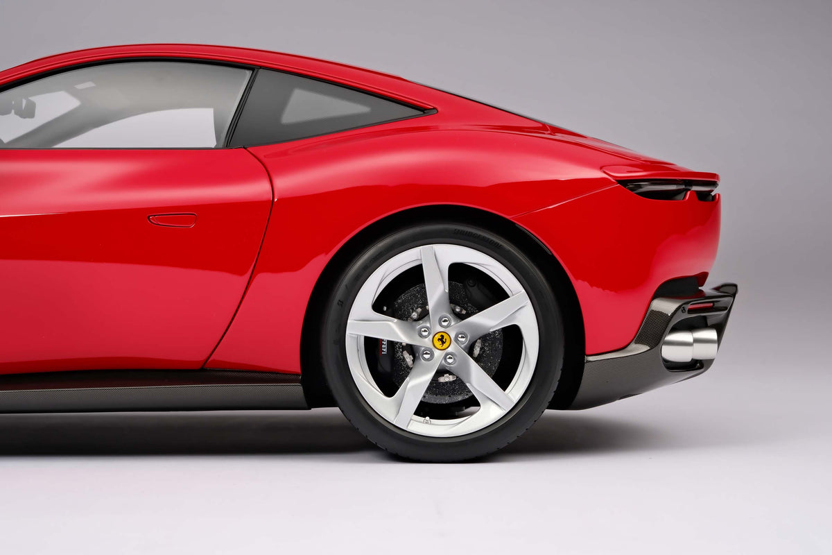 Ferrari Amalfi (2026) - Rosso Corsa - Échelle 1:8