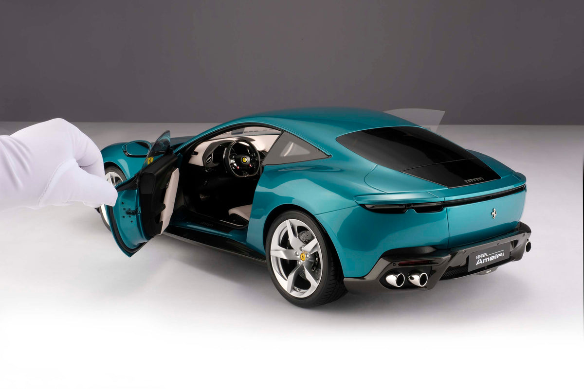 Ferrari Amalfi (2026) - Verde Costiera - 1:8 scale