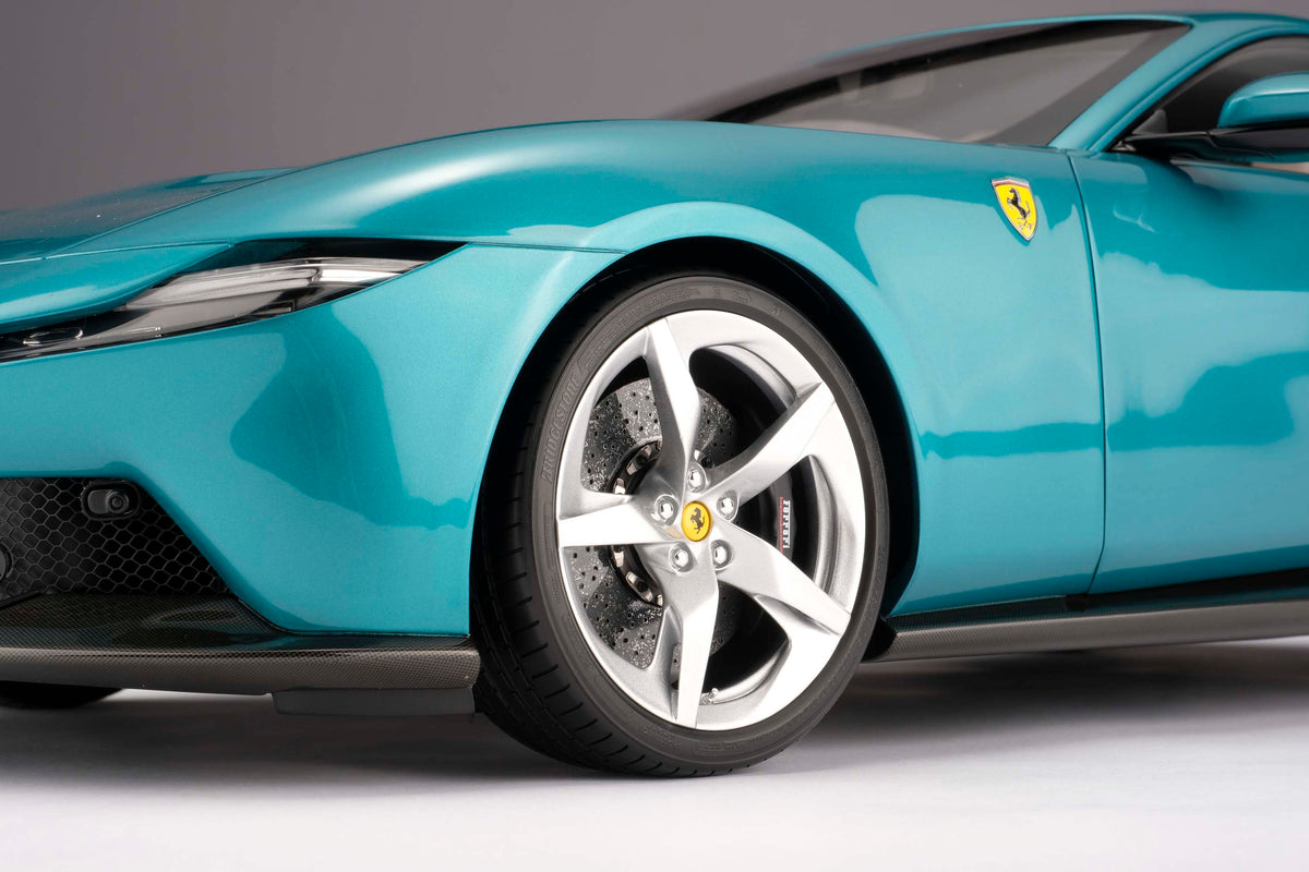 Ferrari Amalfi (2026) - Verde Costiera - 1:8 scale