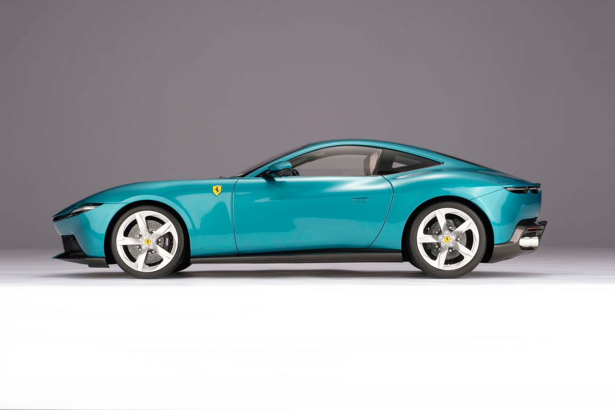 Ferrari Amalfi (2026) - Verde Costiera - 1:8 scale