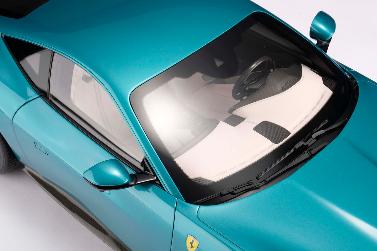 Ferrari Amalfi (2026) - Verde Costiera - 1:8 scale