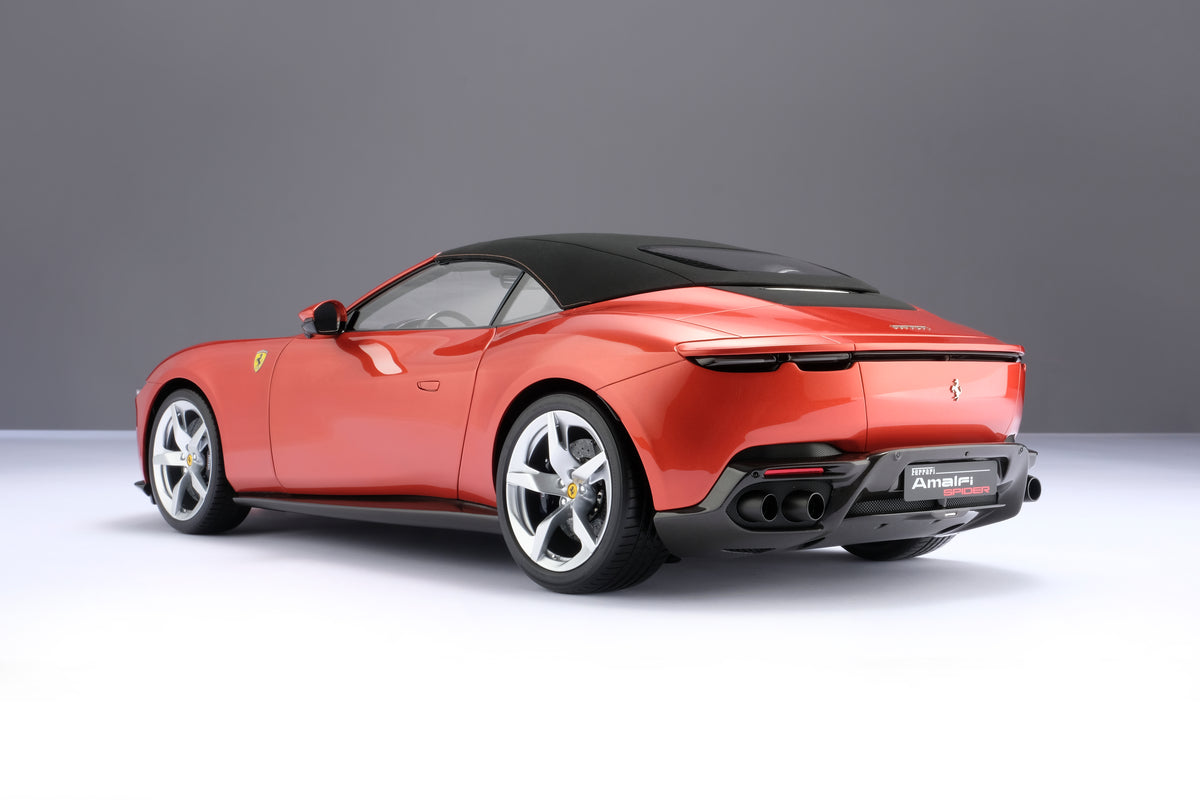 Ferrari Amalfi Spider (2026) - Rosso Tramonto - Échelle 1:8