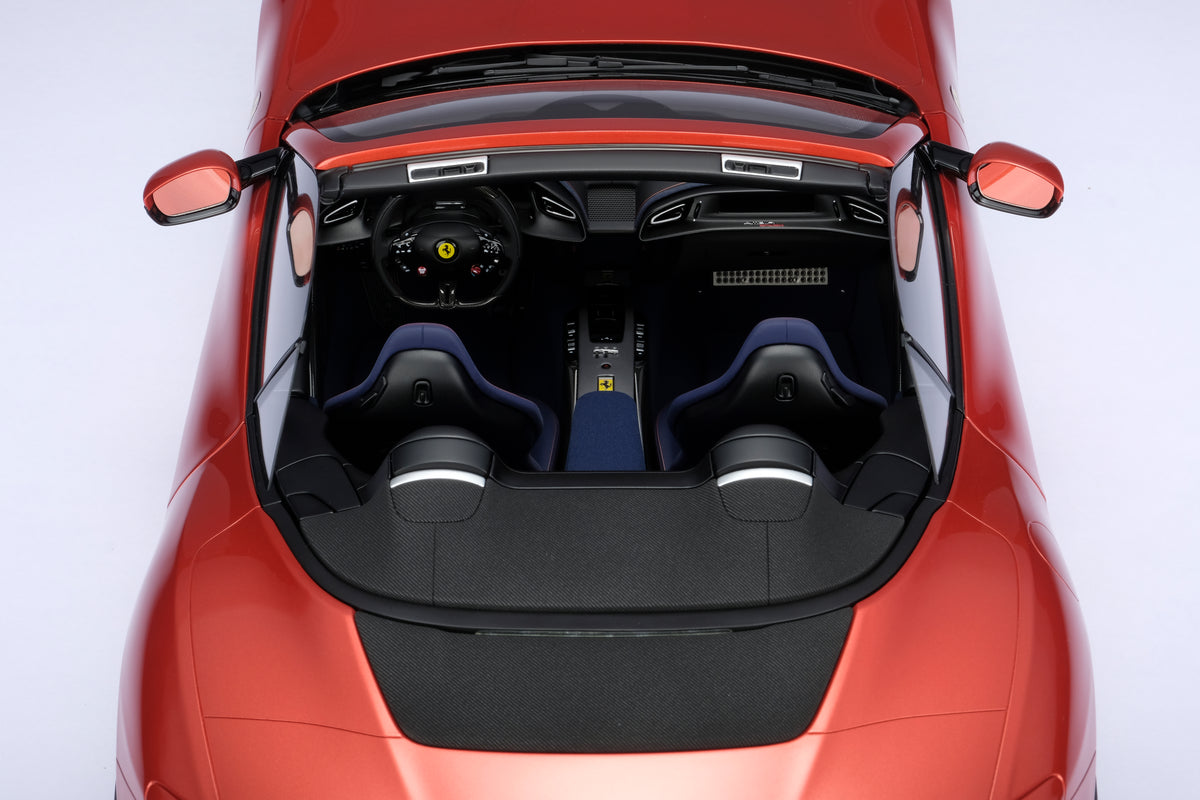 Ferrari Amalfi Spider (2026) - Rosso Tramonto - Échelle 1:8