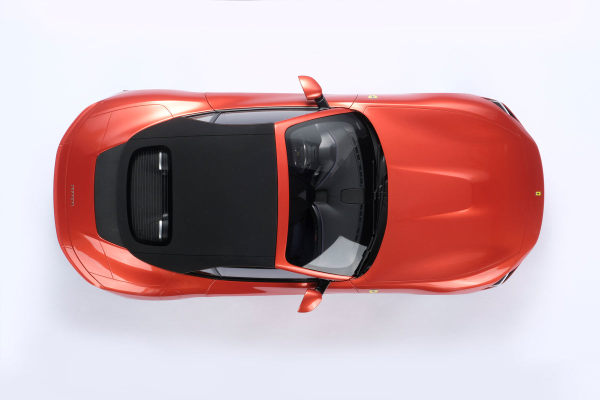 Ferrari Amalfi Spider (2026) - Rosso Tramonto - Échelle 1:8