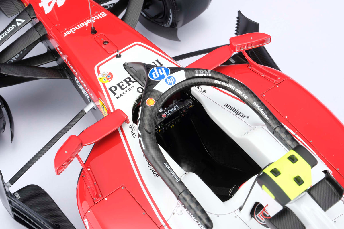 Ferrari SF-26 - Grand Prix de Chine 2026 - Lewis Hamilton - Échelle 1:8