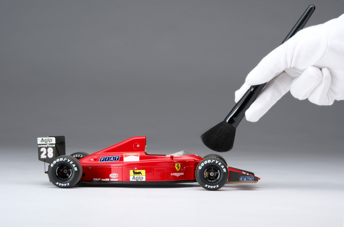 Ferrari F1-89 - 1989 British Grand Prix - Gerhard Berger - 1:18 scale by Amalgam Collection