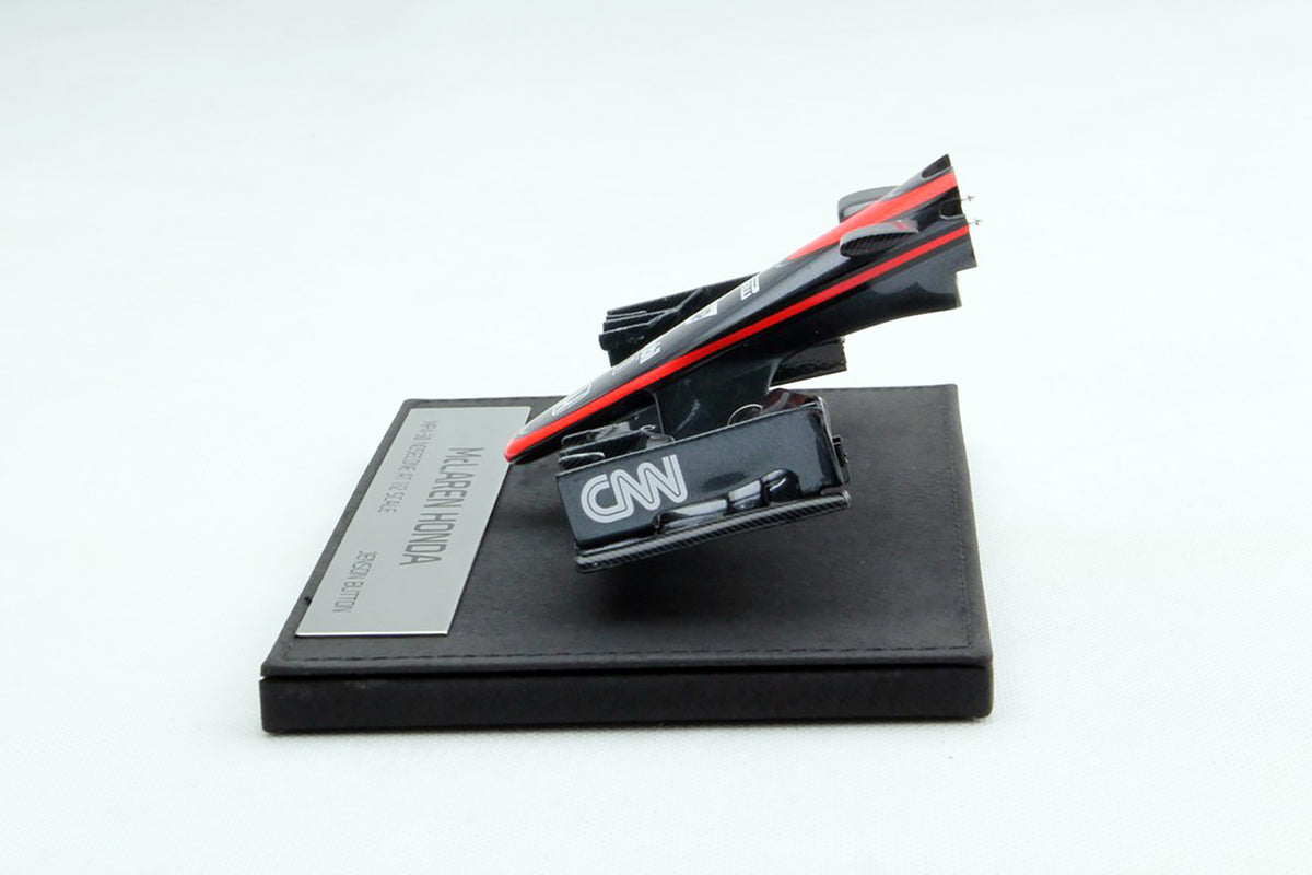 McLaren MP4-30 (2015) - Nez de monoplace - Jenson Button