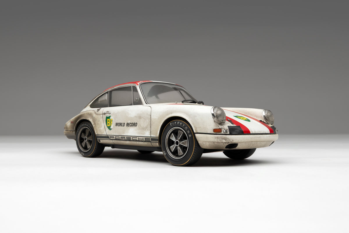 Porsche 911 R - 1967 BP World Record Attempt Specification - Race Weathered - 1:18 scale