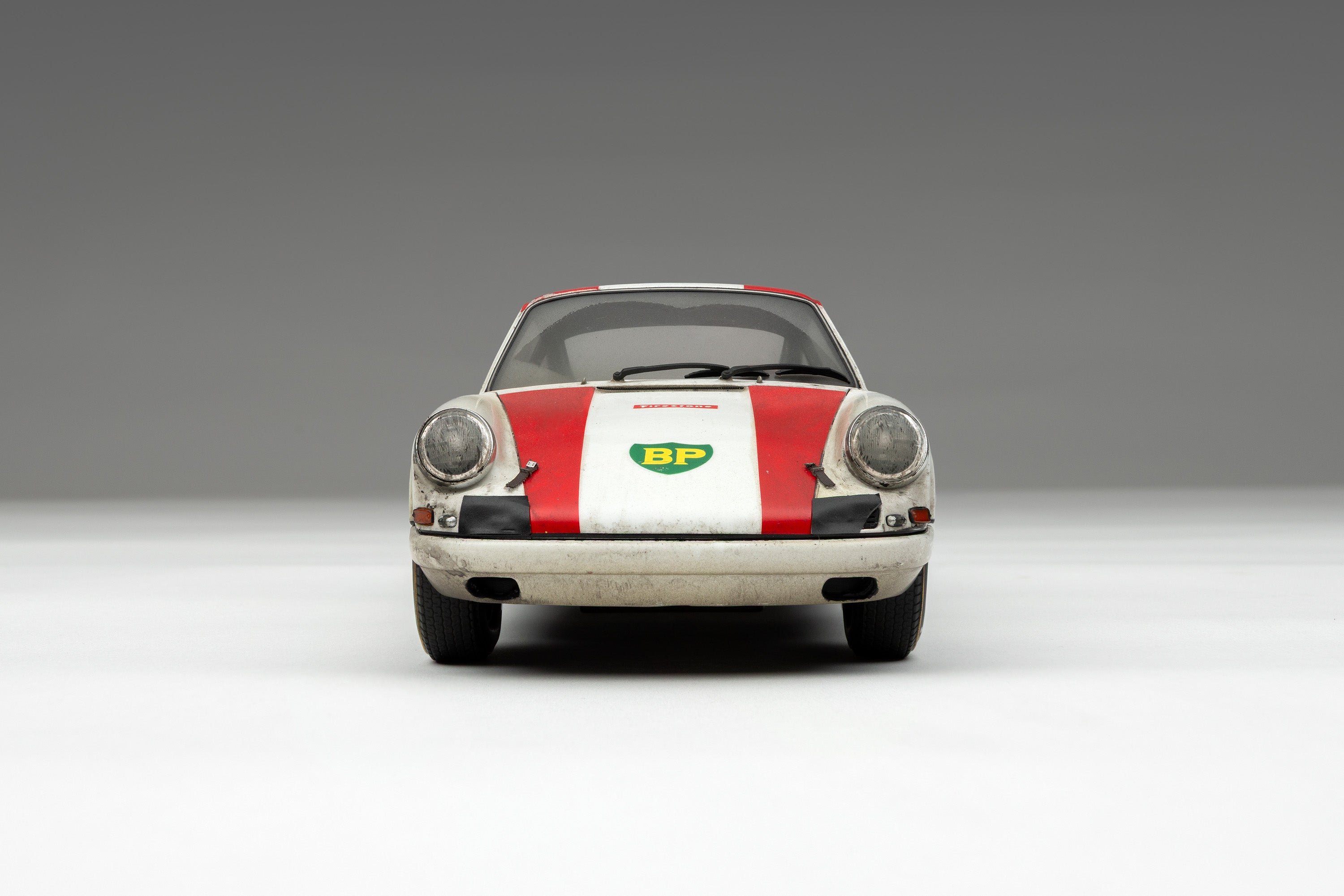 Porsche 911 R - 1967 BP World Record - Race Weathered – Amalgam