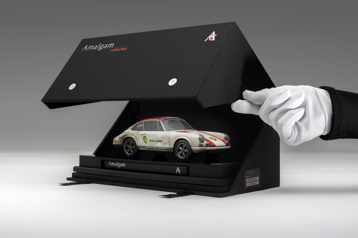 Porsche 911 R - 1967 BP World Record Attempt Specification - Race Weathered - 1:18 scale