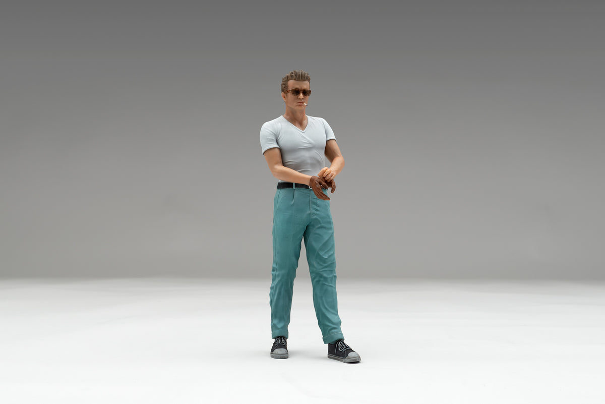 Porsche 550 RS Spyder 'Little Bastard' (1955) James Dean Figure Edition at 1:8 scale by Amalgam Collection