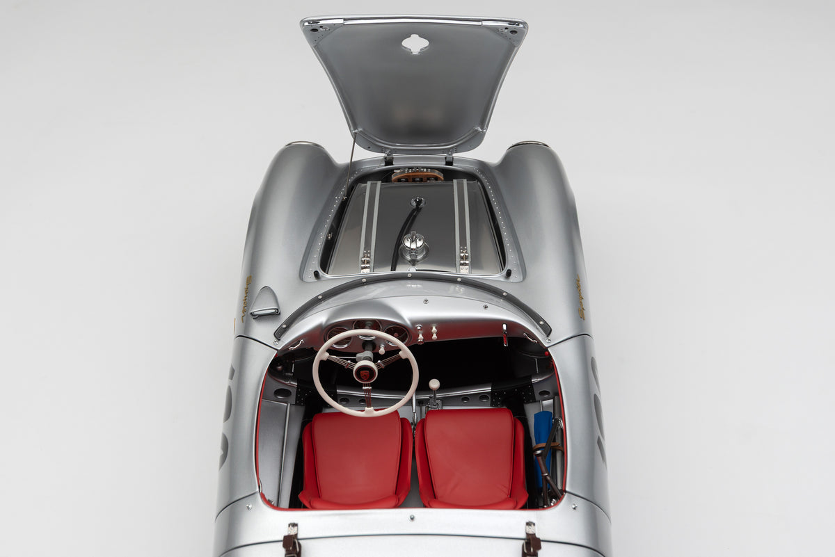 Porsche 550 RS Spyder 'Little Bastard' (1955) James Dean Figure Edition at 1:8 scale by Amalgam Collection