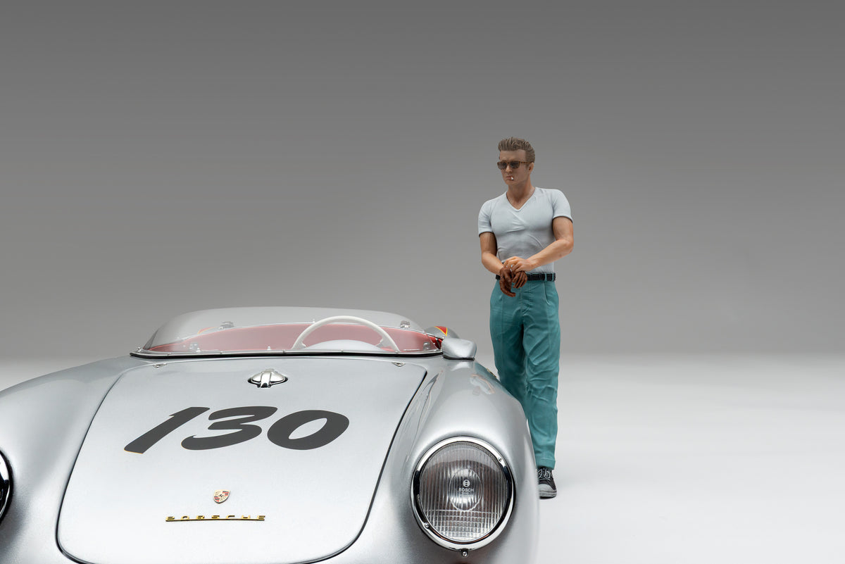 Porsche 550 RS Spyder 'Little Bastard' (1955) James Dean Figure Edition at 1:8 scale by Amalgam Collection