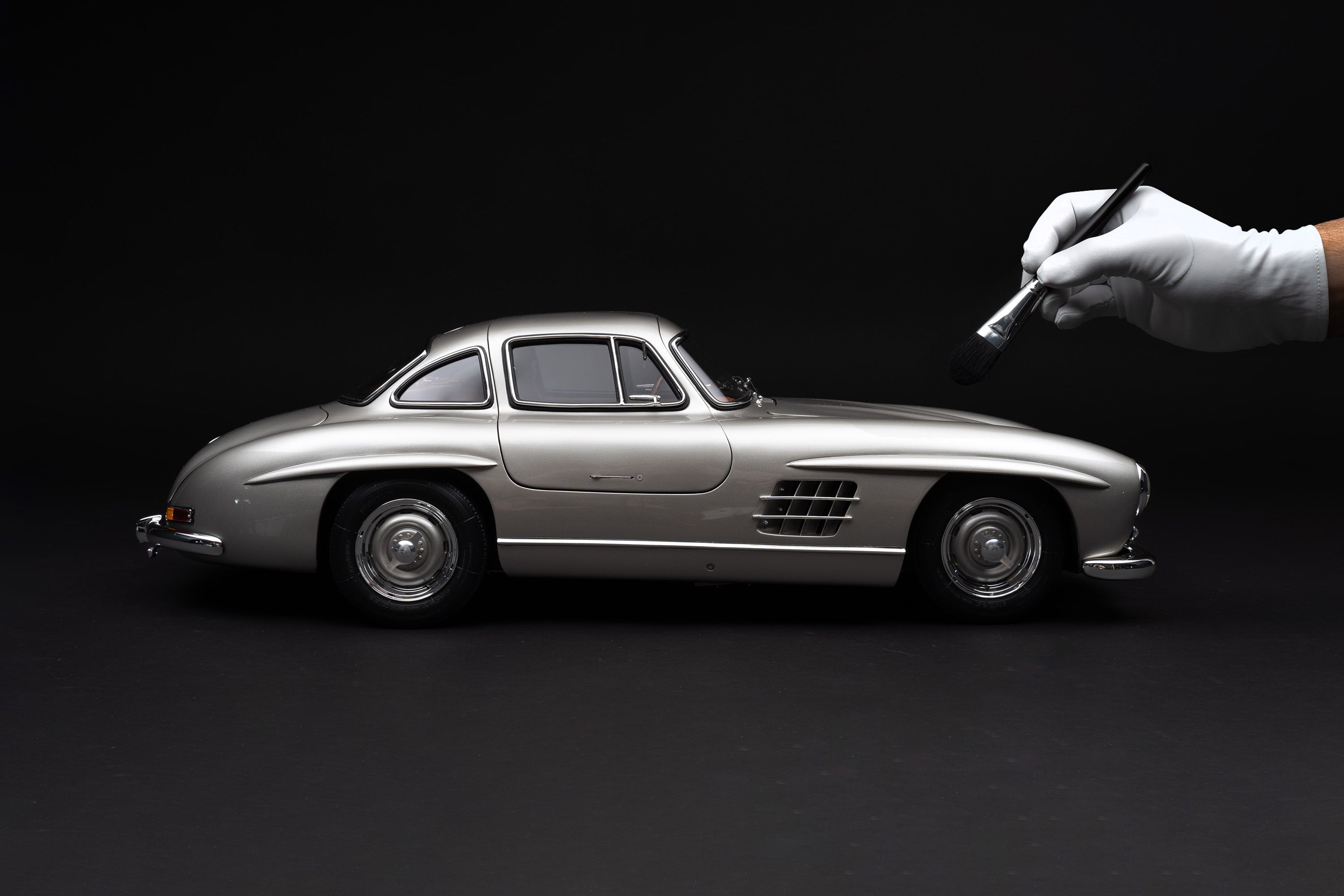 メルセデス-ベンツ 300SL ガルウィング – Amalgam Collection