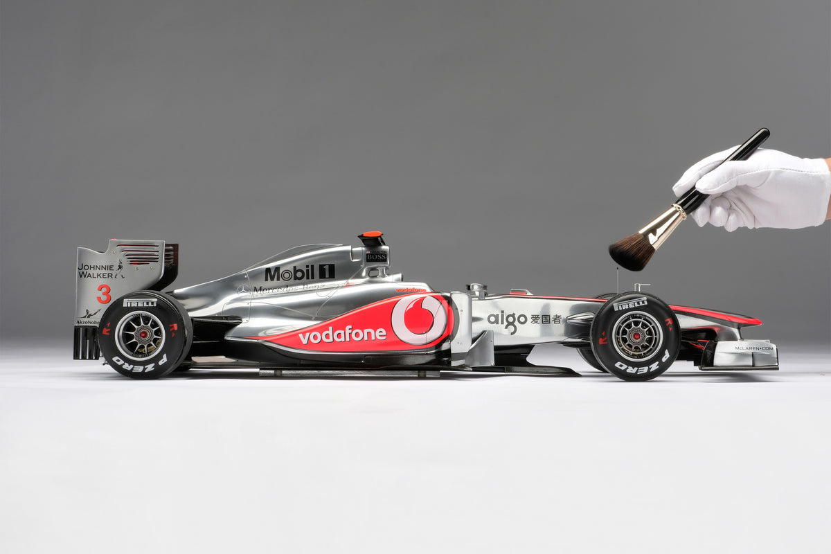 McLaren MP4-26 - Sieger des Großen Preises von China 2011 - Lewis Hamilton - Maßstab 1:8