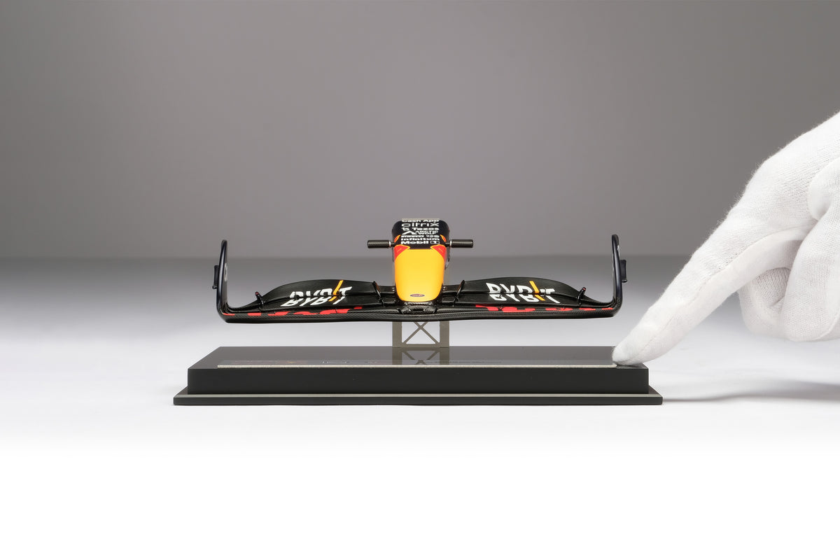 Oracle Red Bull Racing RB18 Nosecone