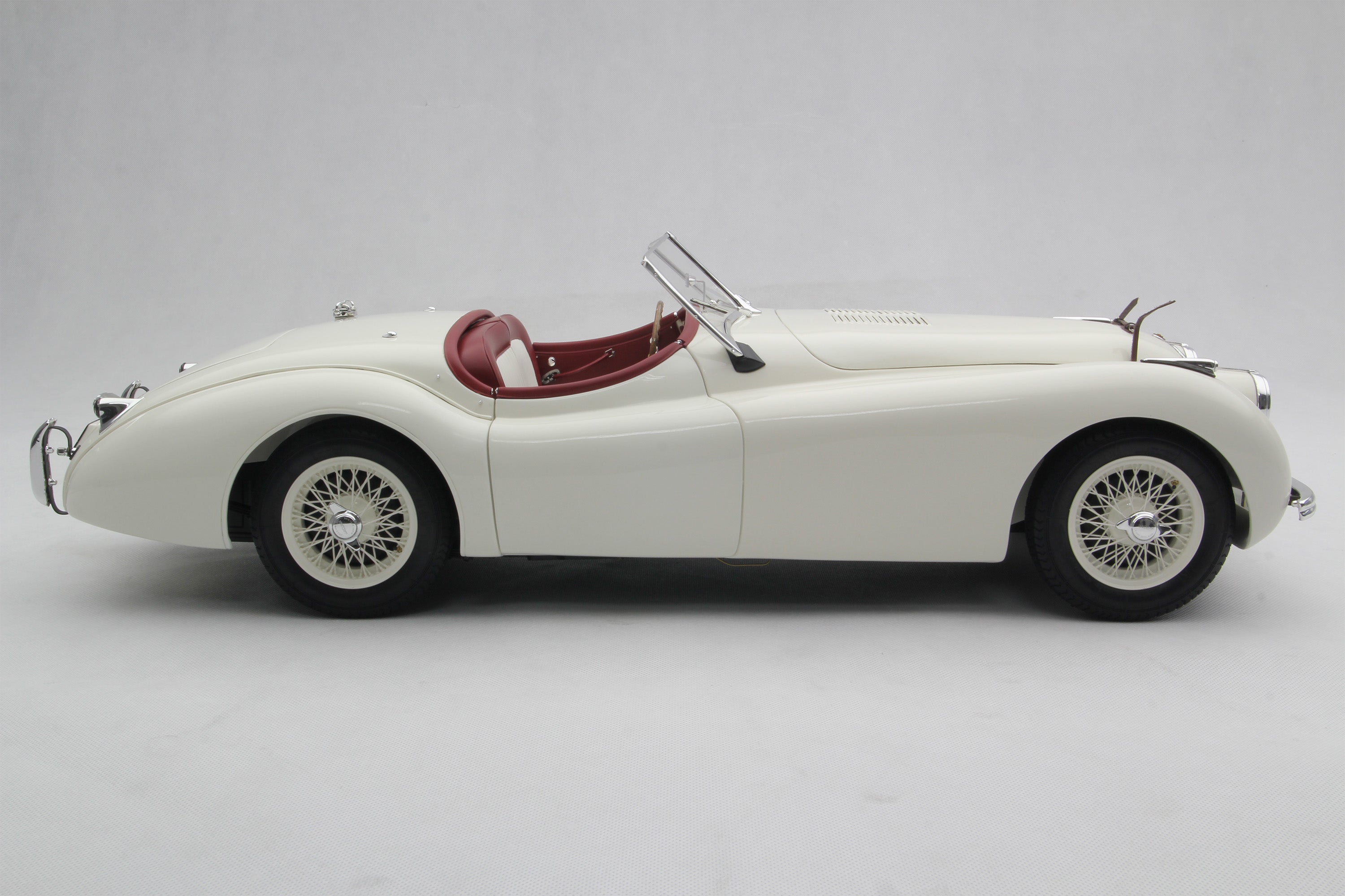 Jaguar XK120 Roadster – Amalgam Collection