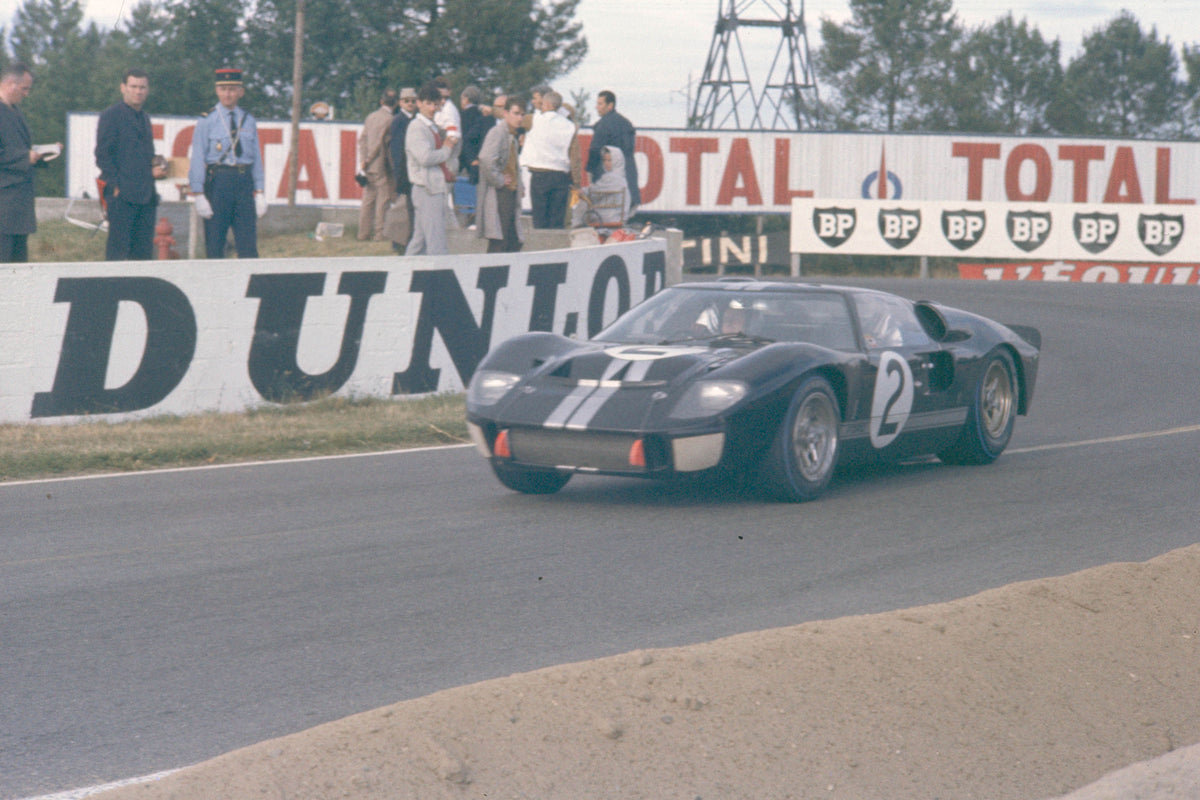 Ford GT40 - Ganador de Le Mans de 1966