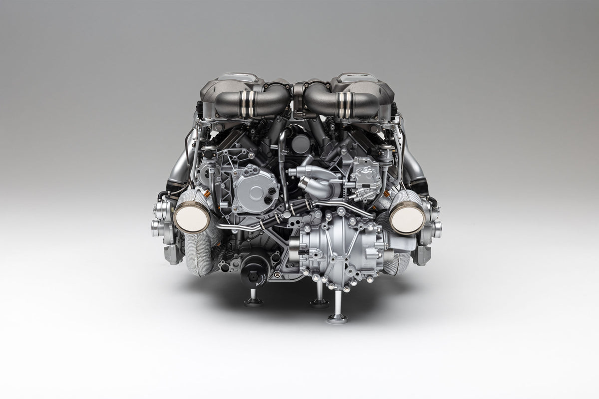 Bugatti Veyron W16 Engine and Gearbox at 1:4 scale