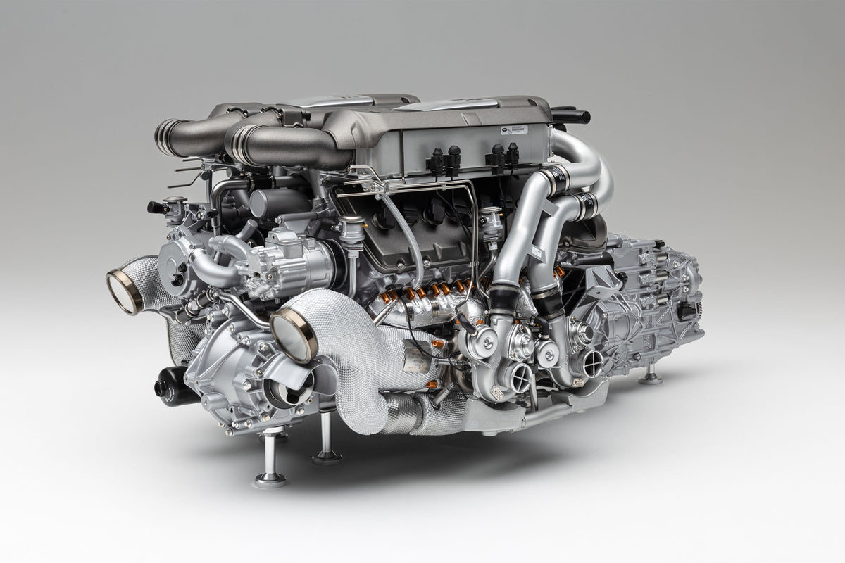 Bugatti Veyron W16 Engine and Gearbox at 1:4 scale