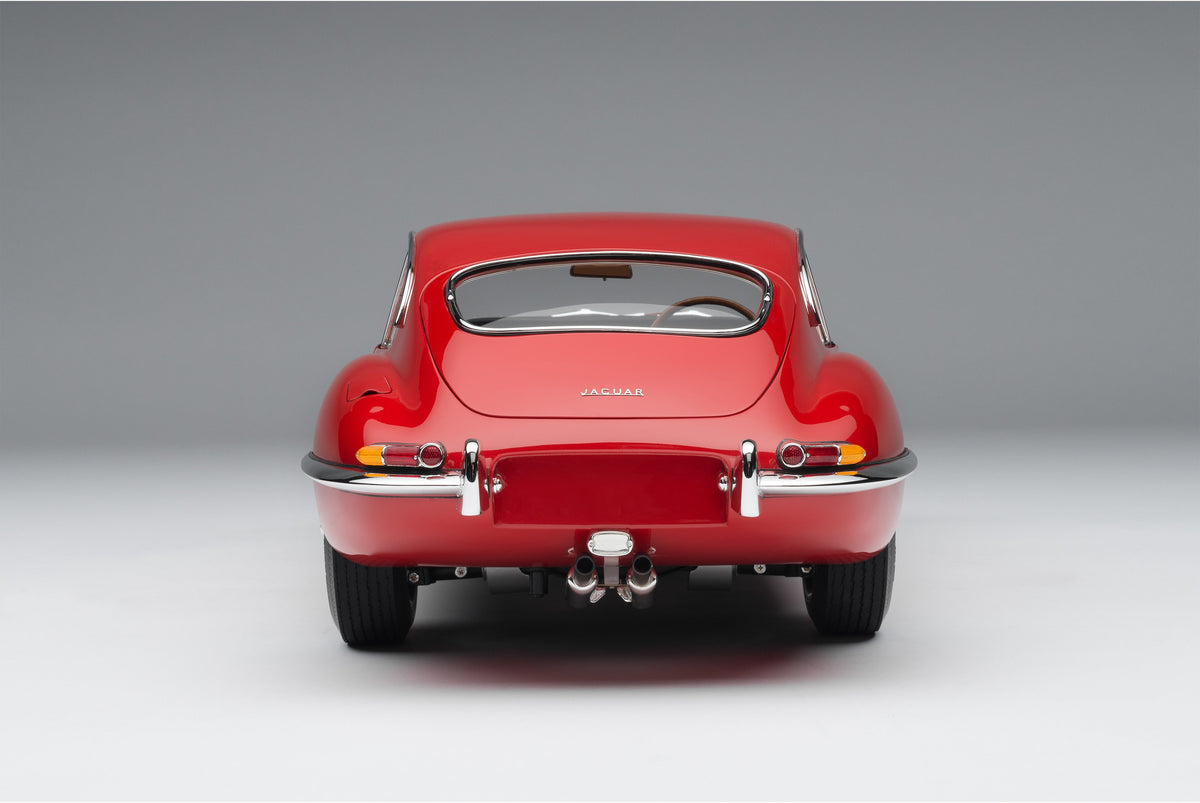 Jaguar E-type Coupé (1961) - Série 1 - Échelle 1/8