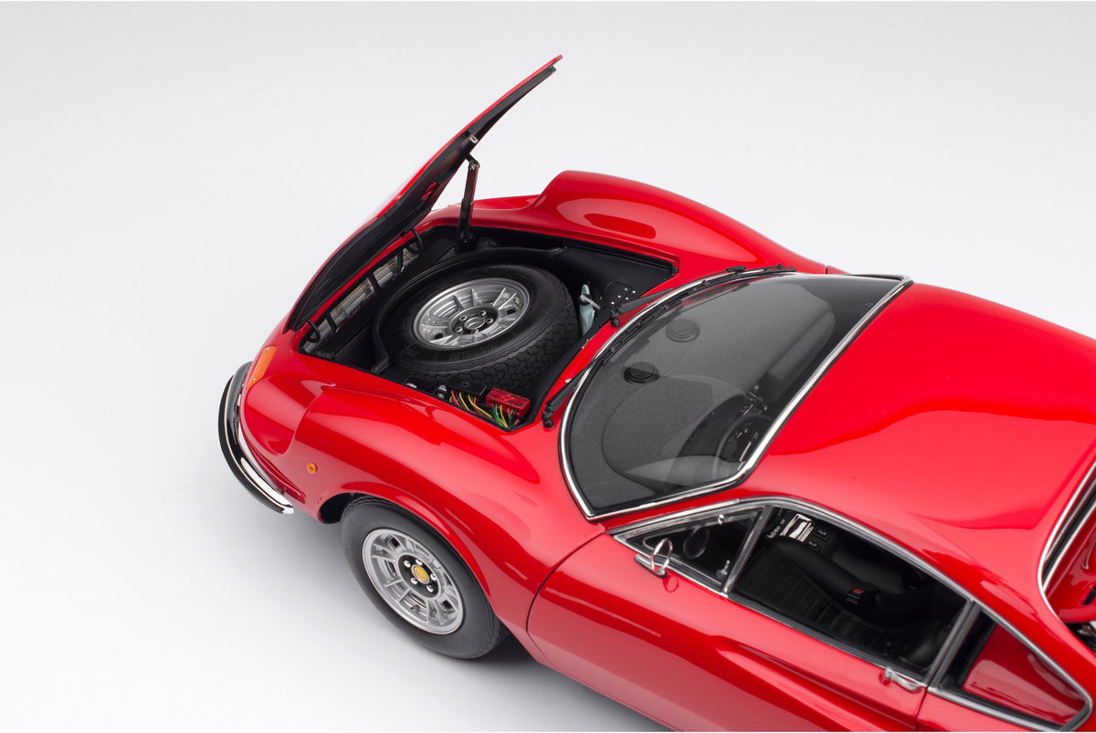 Ferrari Dino 246 GT (1969) - European Specification - 1:8 scale