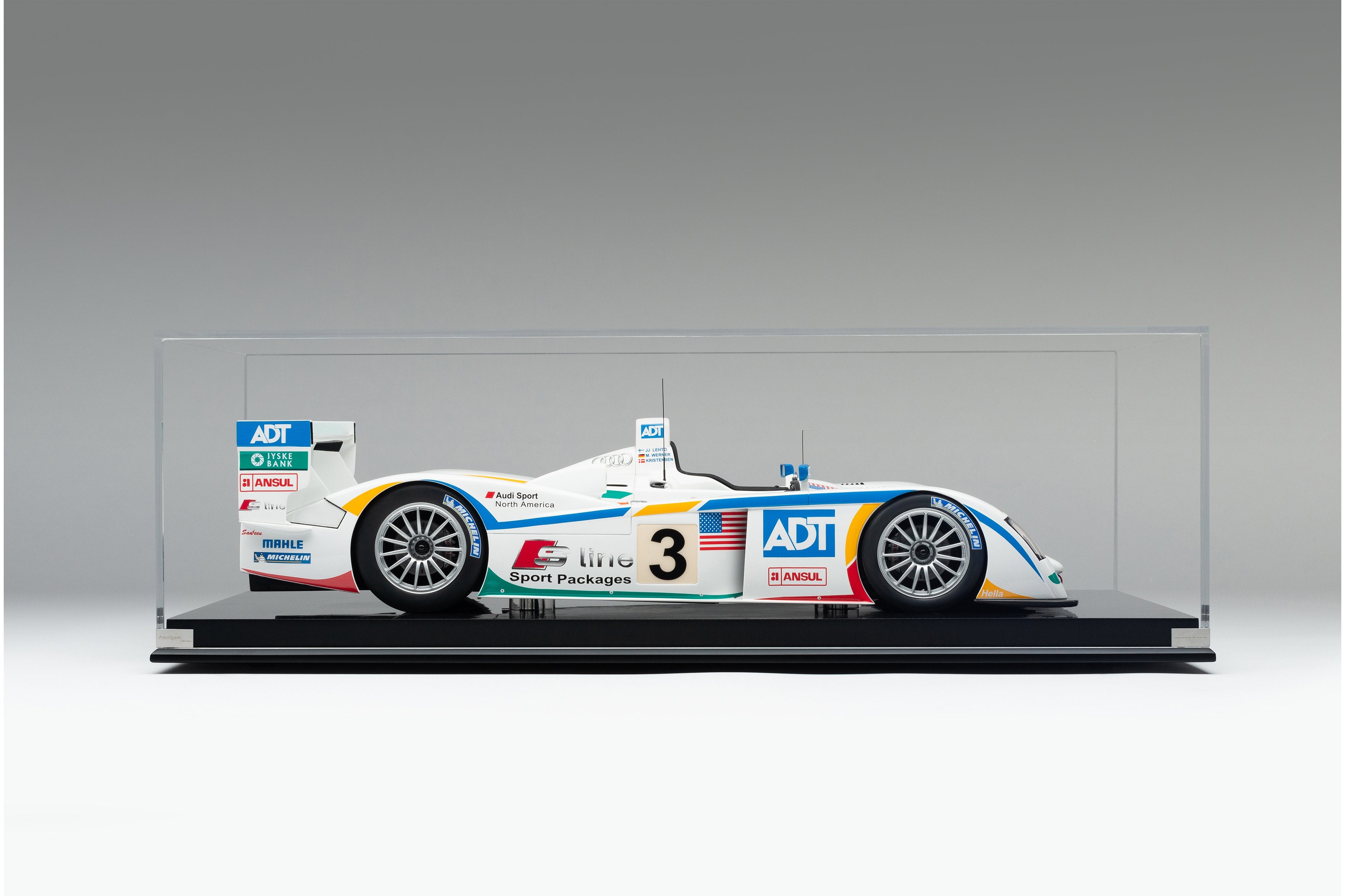 Minichamps Audi R8 24h Le Mans 2004 Winners Ara/Capello/Kristensen #5 1 Minichamps Audi R8 24h Le Mans 2004 Winners Ara/Capello/Kristensen #5 1