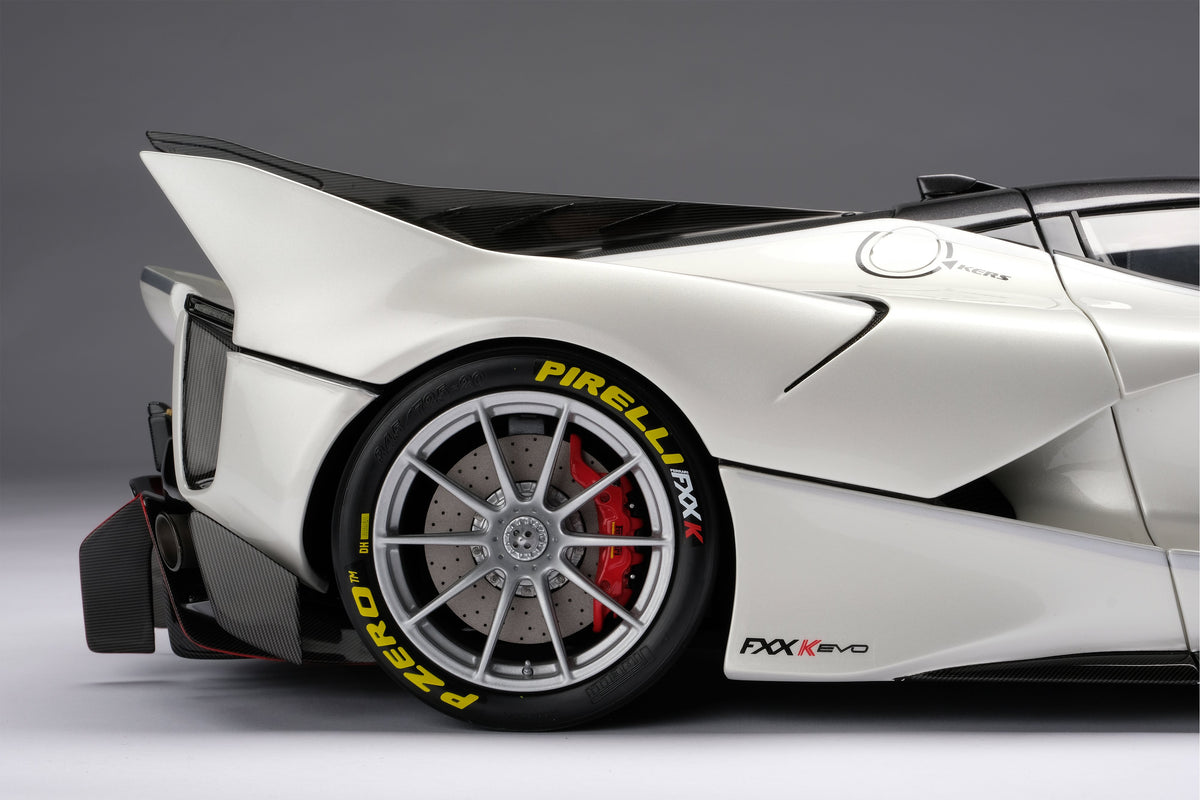 Ferrari FXX K Evo (2017)