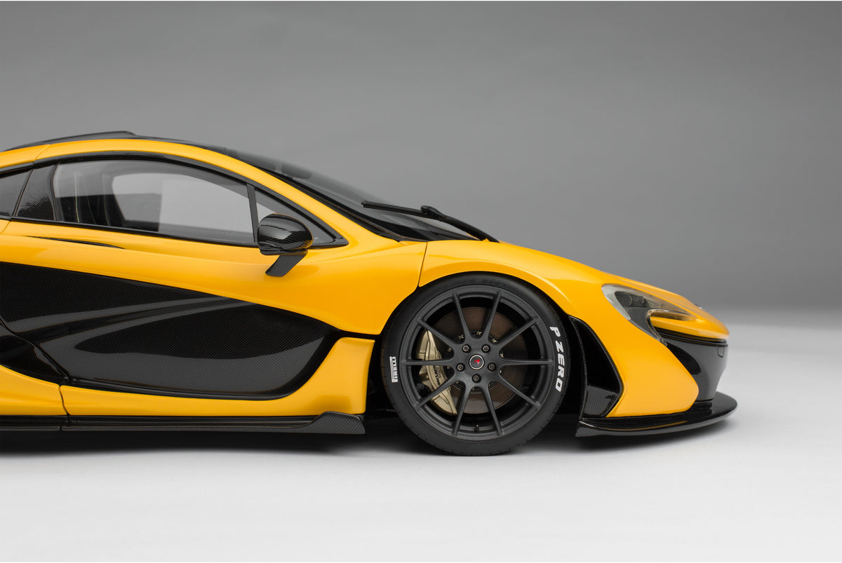 McLaren P1 (2012) - Edition in Volcano Yellow