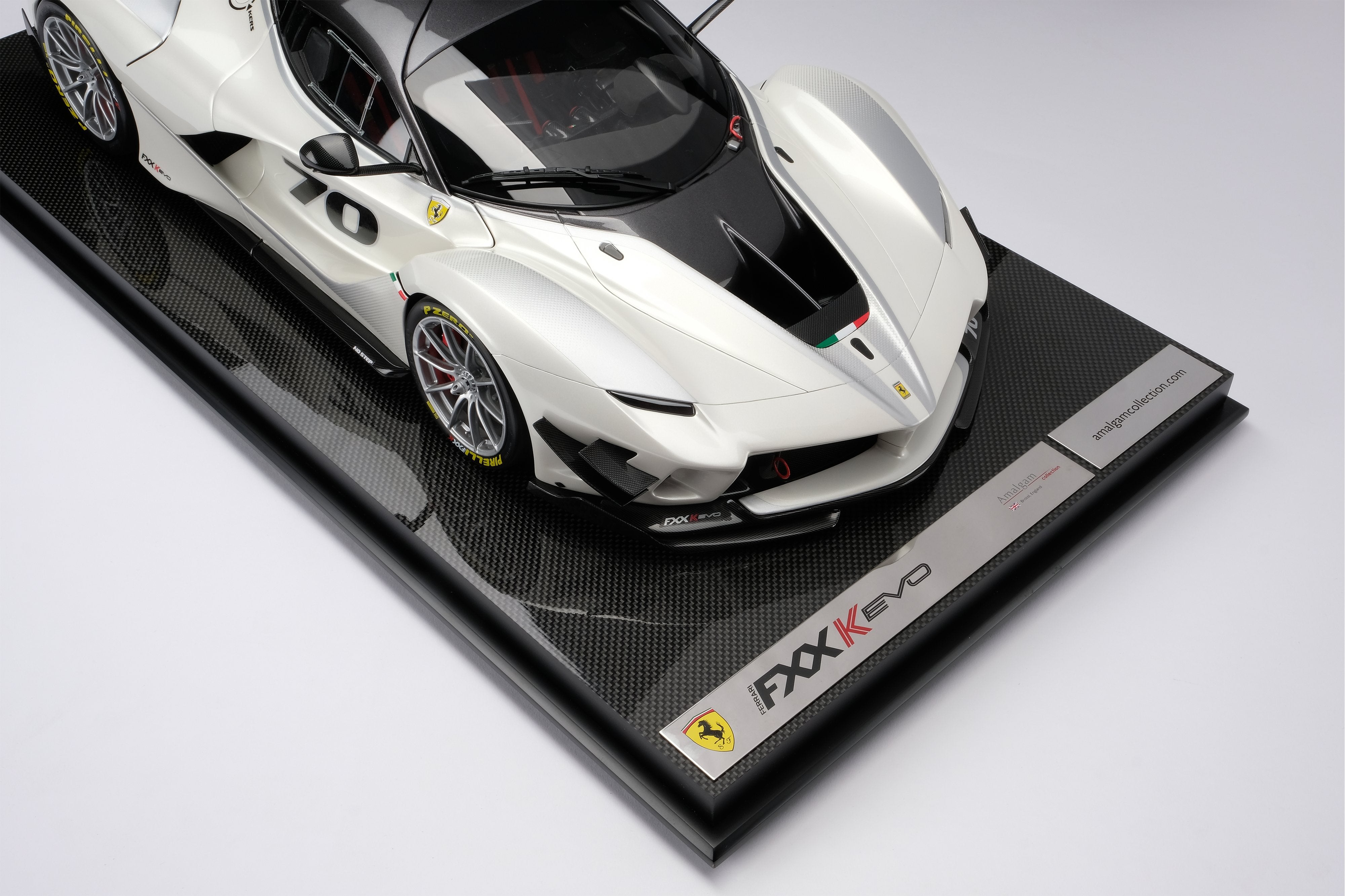1/18 BBR Ferrari FXXK tour de france blue car # 27 set on red deluxe