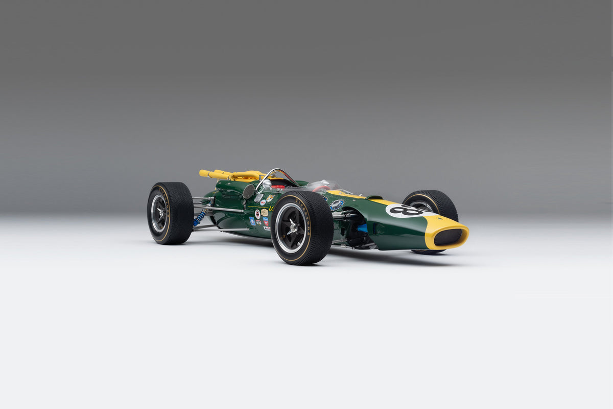 Lotus 38 - 1965 Indianapolis 500 Winner - Clark - 1:8 scale