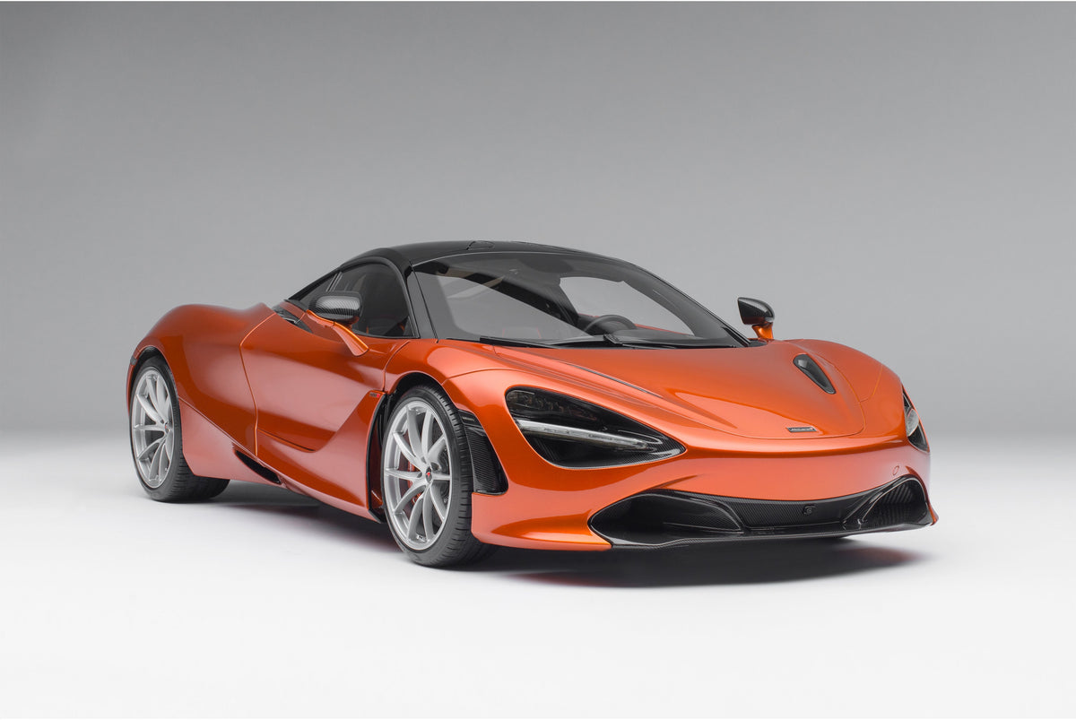 McLaren 720S (2017) - Azores Orange - 1:8 scale