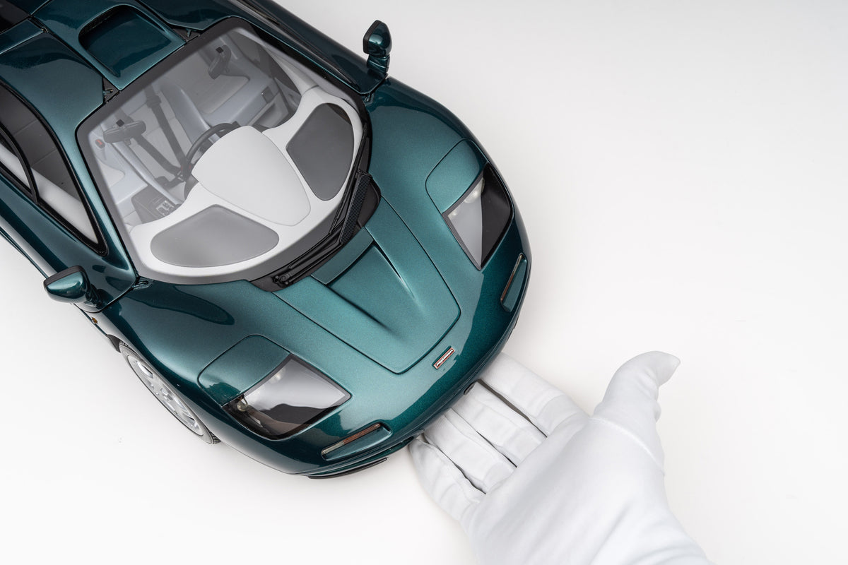 McLaren F1 - Limited Edition in Green