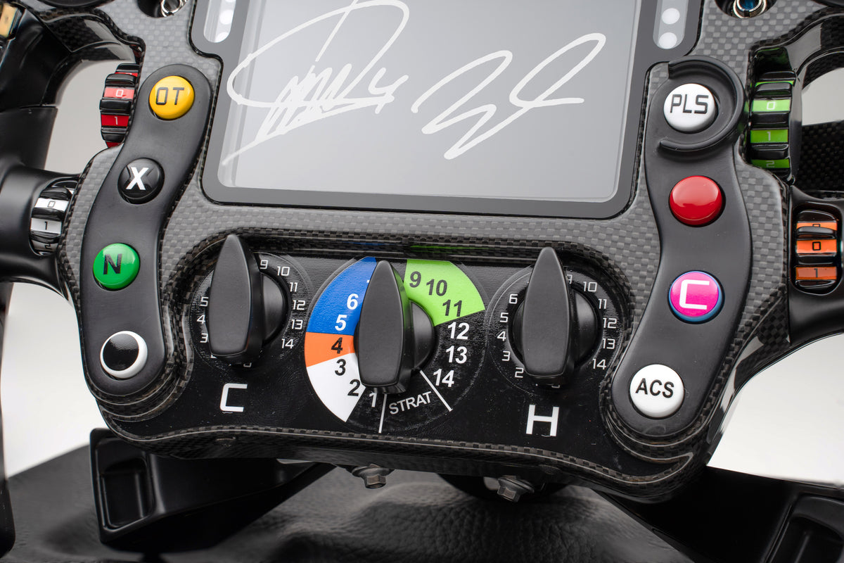 Volant McLaren MCL36 - Édition Signature (2022)